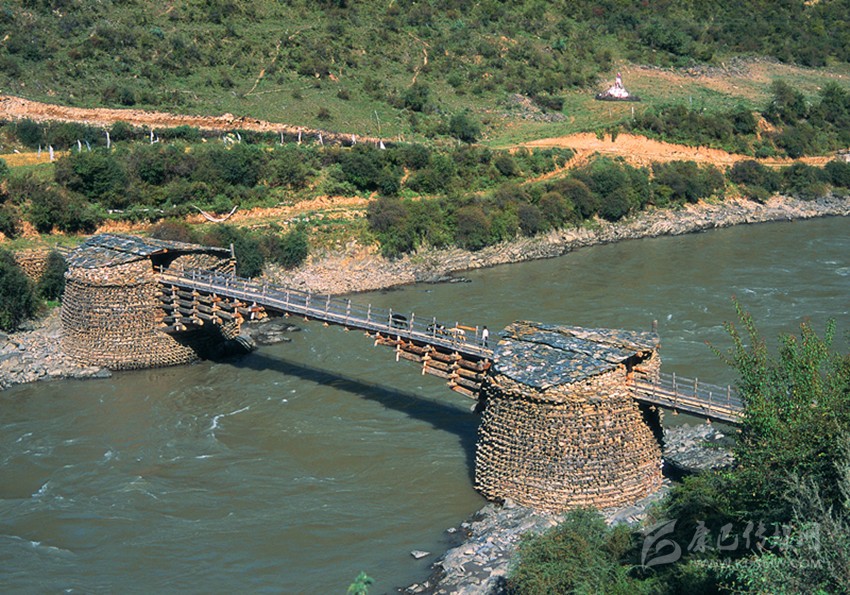 波日橋.jpg 波日橋.jpg